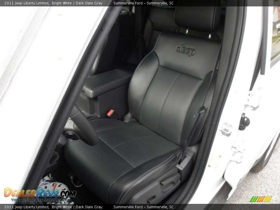 2011 Jeep Liberty Limited Bright White / Dark Slate Gray Photo #4