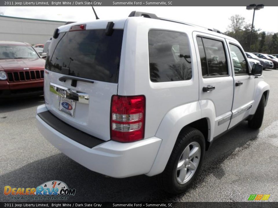 2011 Jeep Liberty Limited Bright White / Dark Slate Gray Photo #13