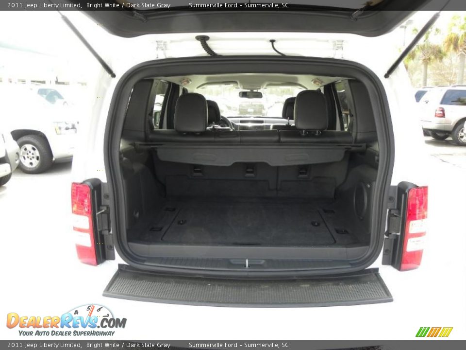 2011 Jeep Liberty Limited Bright White / Dark Slate Gray Photo #14