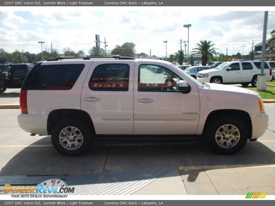 2007 GMC Yukon SLE Summit White / Light Titanium Photo #5