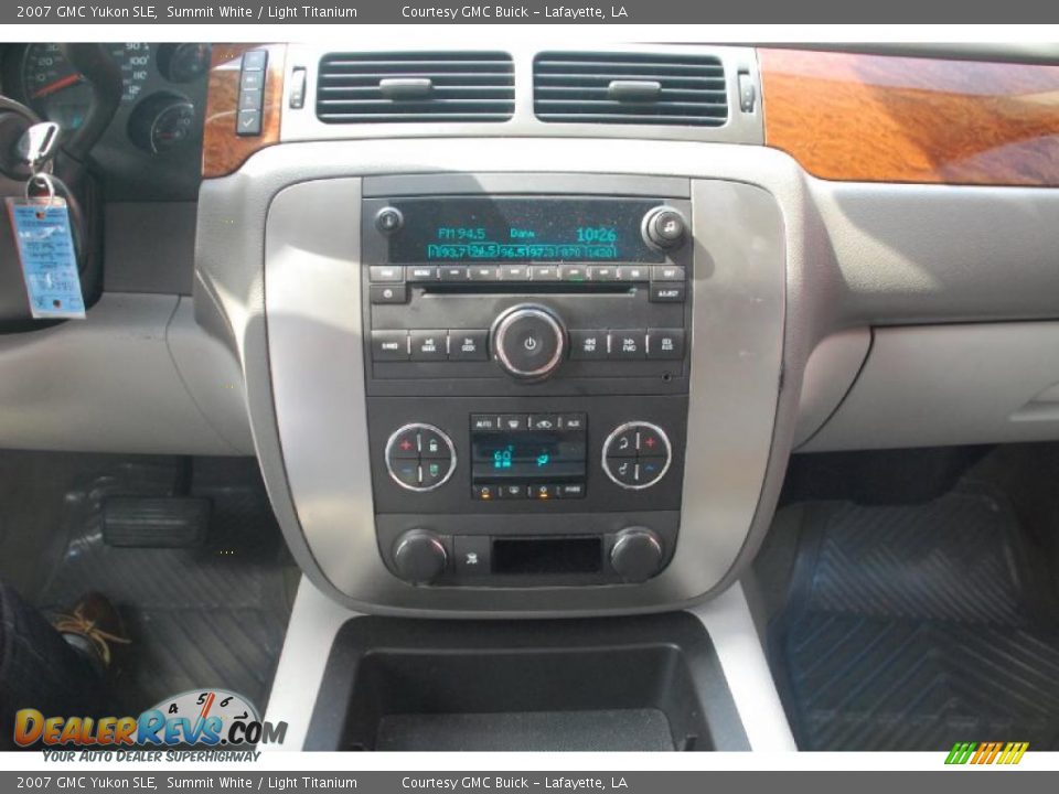 2007 GMC Yukon SLE Summit White / Light Titanium Photo #20