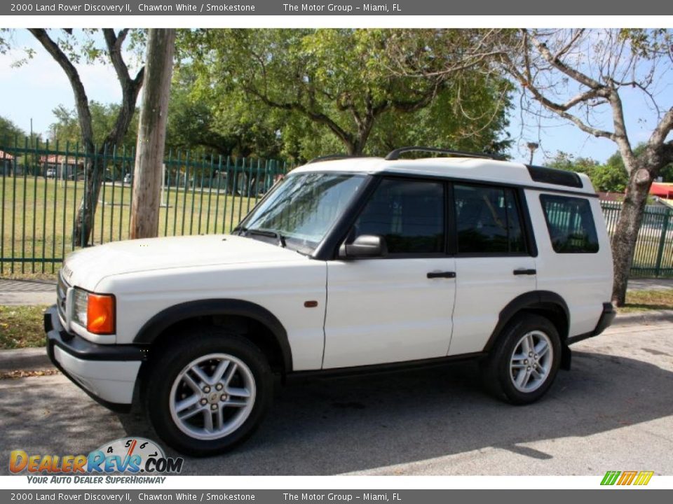 2000 Land Rover Discovery II Chawton White / Smokestone Photo #2