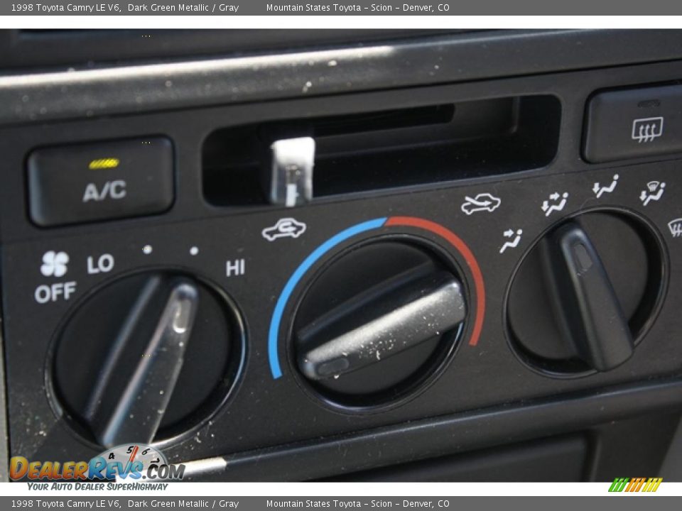 1998 Toyota Camry LE V6 Dark Green Metallic / Gray Photo #19