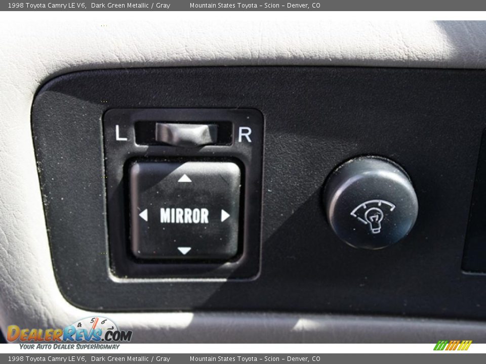 1998 Toyota Camry LE V6 Dark Green Metallic / Gray Photo #22