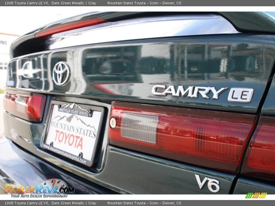 1998 Toyota Camry LE V6 Dark Green Metallic / Gray Photo #28