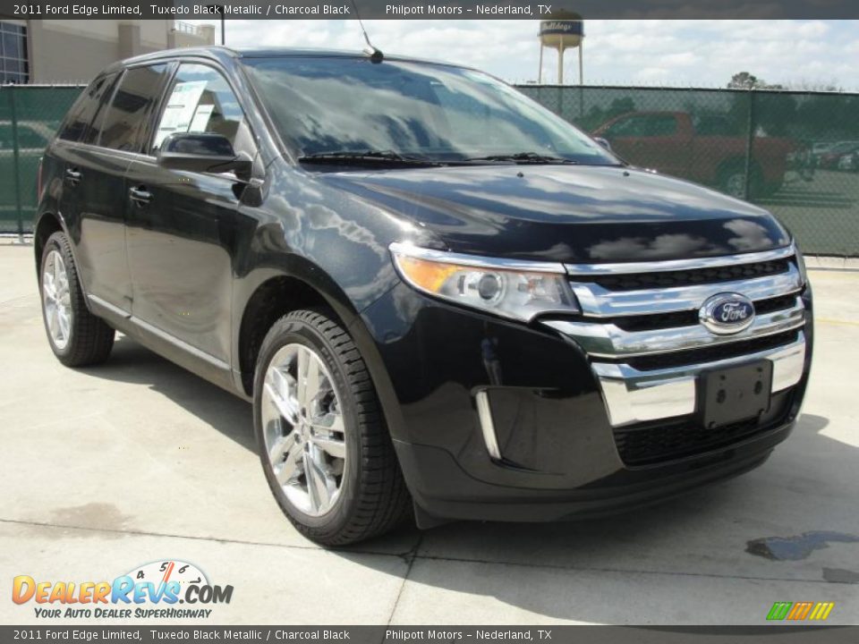 Front 3/4 View of 2011 Ford Edge Limited Photo #1