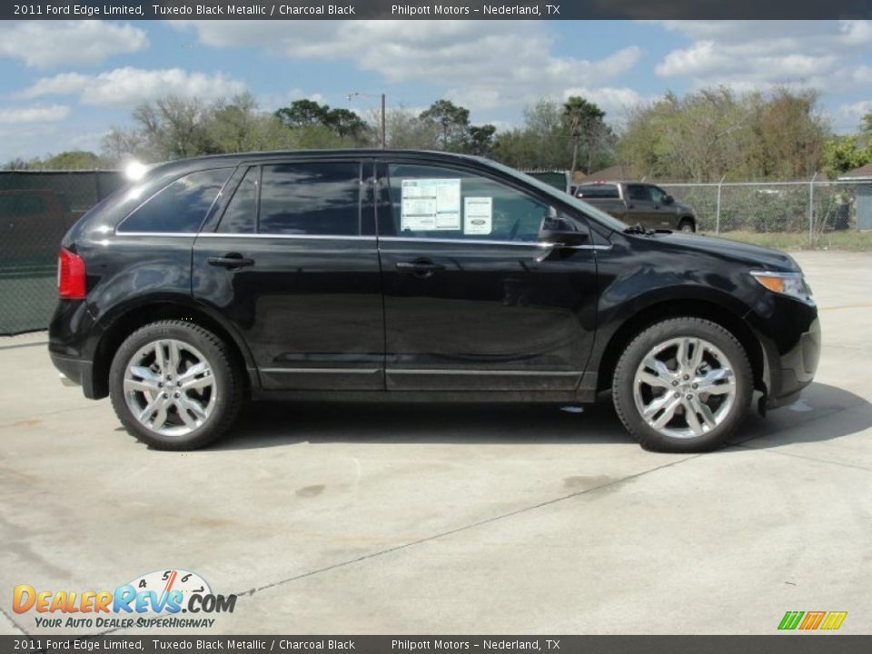 2011 Ford Edge Limited Tuxedo Black Metallic / Charcoal Black Photo #2