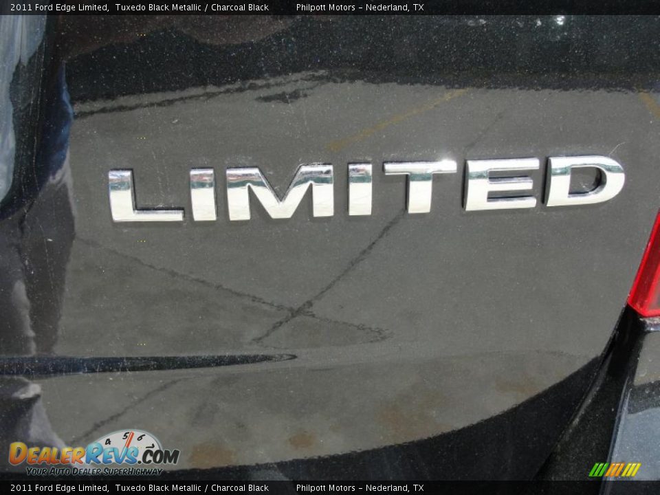 2011 Ford Edge Limited Tuxedo Black Metallic / Charcoal Black Photo #17