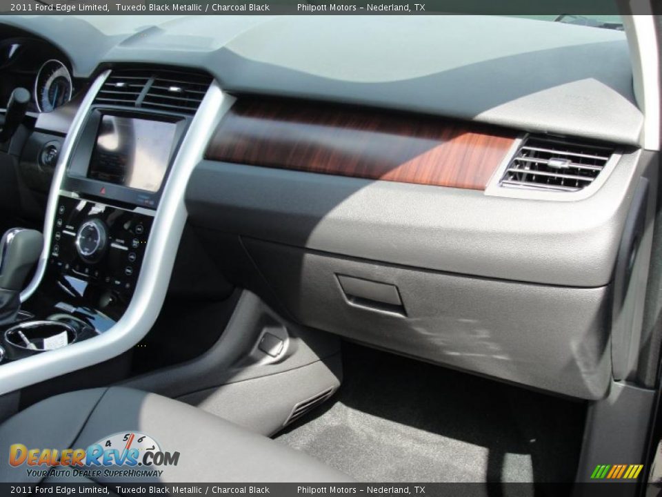 2011 Ford Edge Limited Tuxedo Black Metallic / Charcoal Black Photo #19