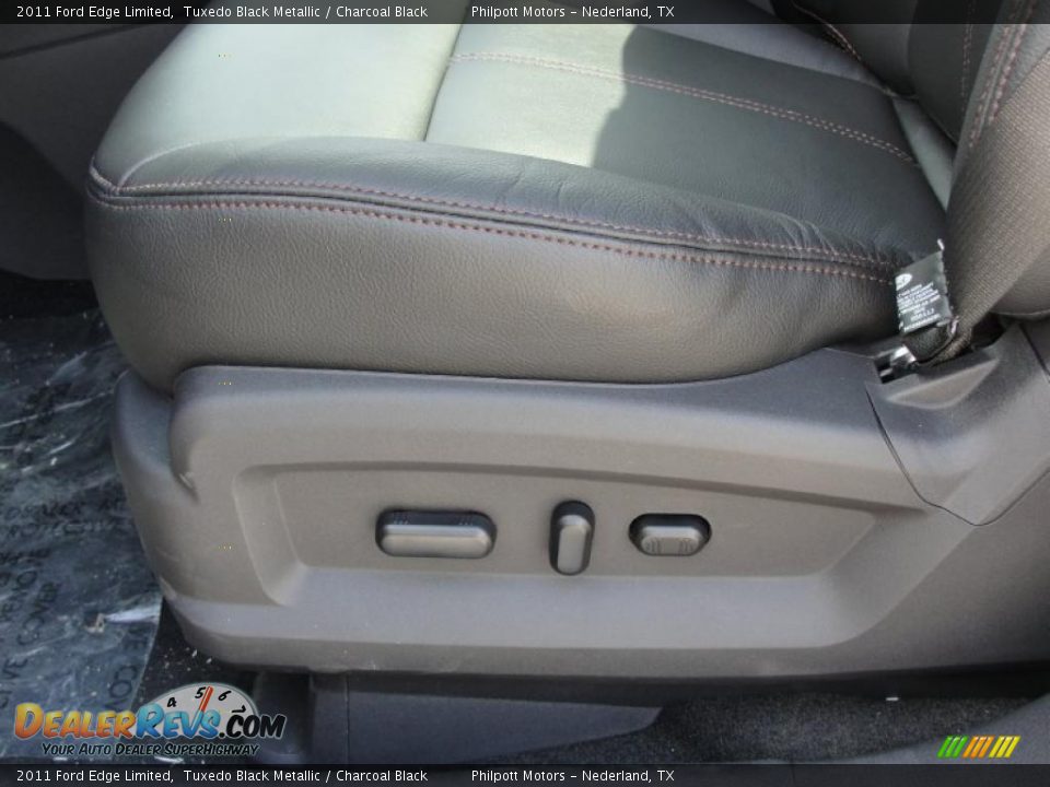 2011 Ford Edge Limited Tuxedo Black Metallic / Charcoal Black Photo #31