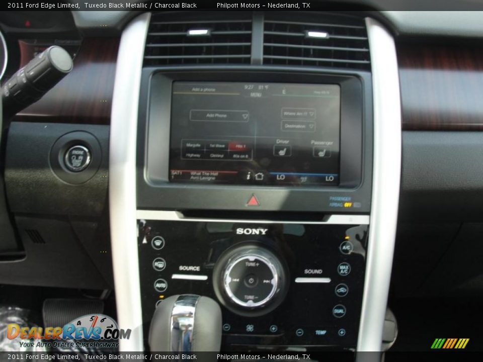 Controls of 2011 Ford Edge Limited Photo #33