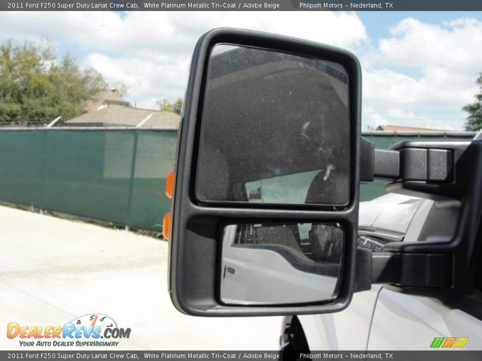 2011 Ford F250 Super Duty Lariat Crew Cab White Platinum Metallic Tri-Coat / Adobe Beige Photo #16