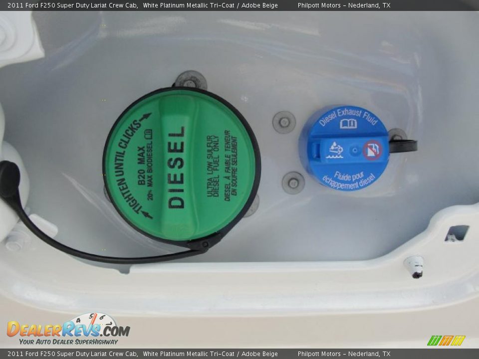 Controls of 2011 Ford F250 Super Duty Lariat Crew Cab Photo #18