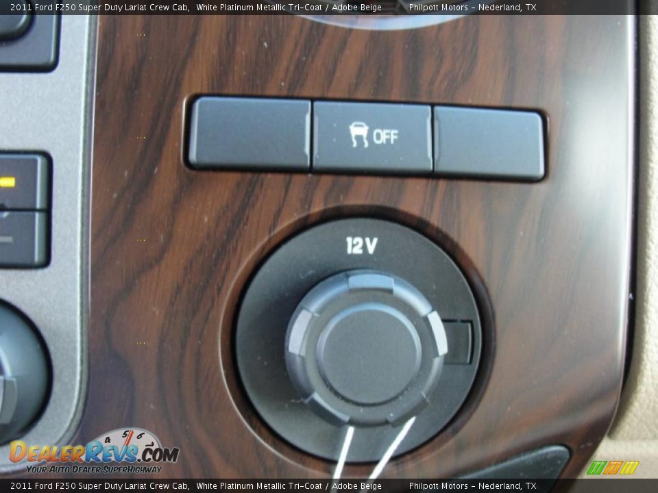 Controls of 2011 Ford F250 Super Duty Lariat Crew Cab Photo #31