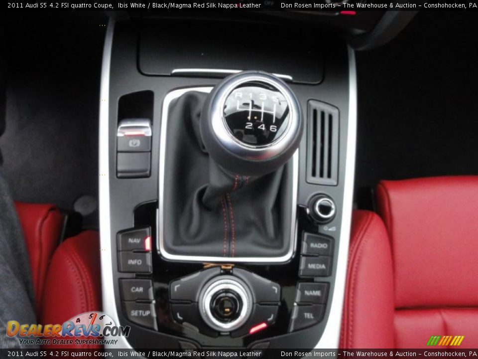 2011 Audi S5 4.2 FSI quattro Coupe Shifter Photo #34