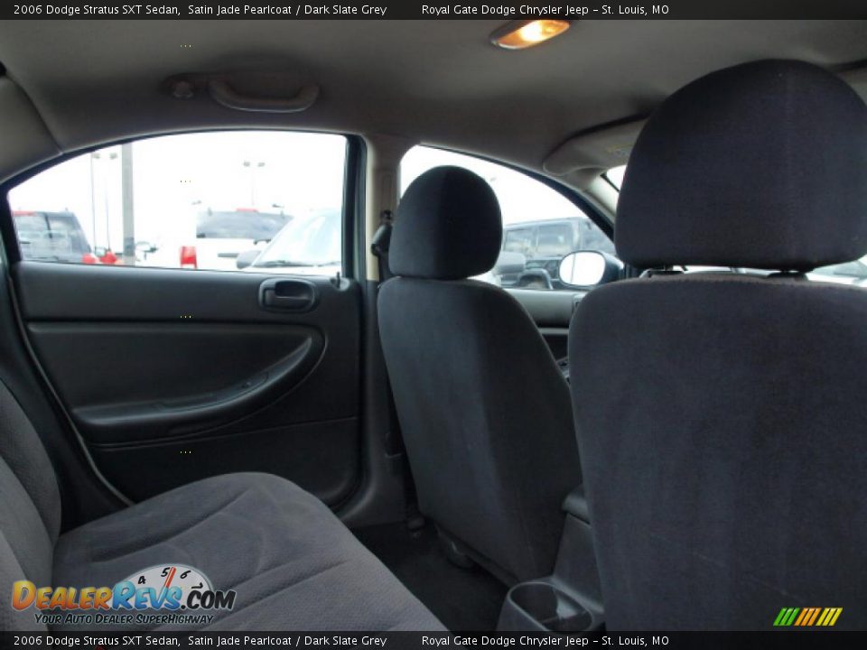 2006 Dodge Stratus SXT Sedan Satin Jade Pearlcoat / Dark Slate Grey Photo #9