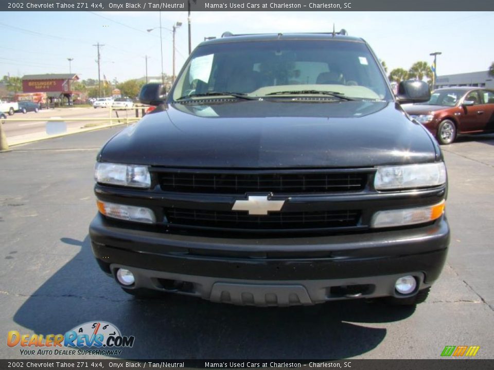 2002 Chevrolet Tahoe Z71 4x4 Onyx Black / Tan/Neutral Photo #3