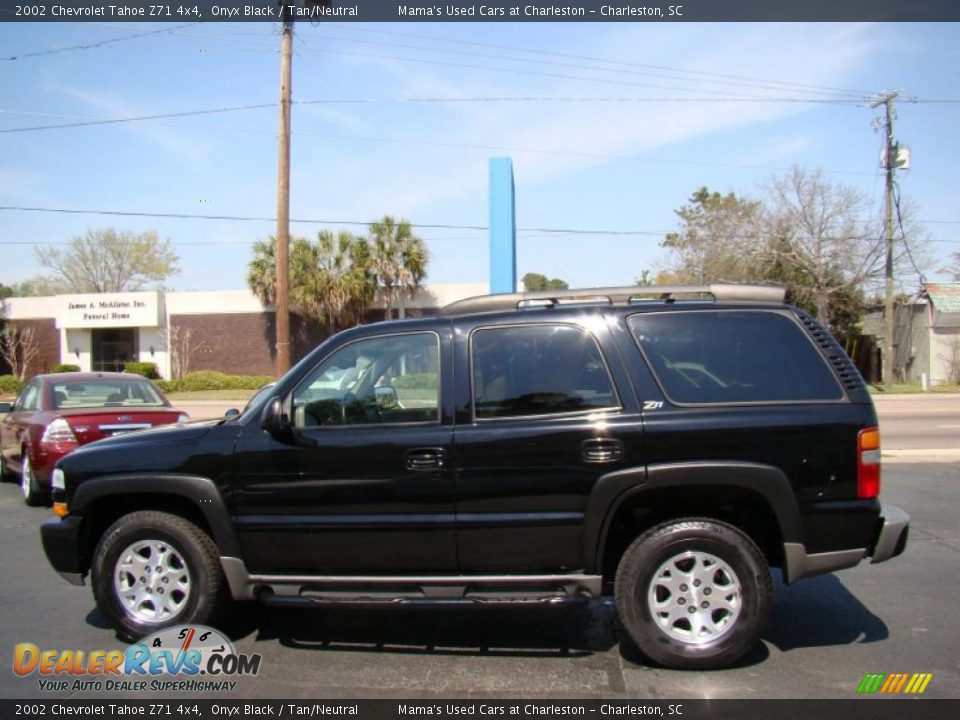 2002 Chevrolet Tahoe Z71 4x4 Onyx Black / Tan/Neutral Photo #5