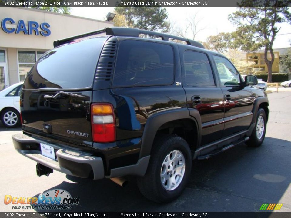 2002 Chevrolet Tahoe Z71 4x4 Onyx Black / Tan/Neutral Photo #8