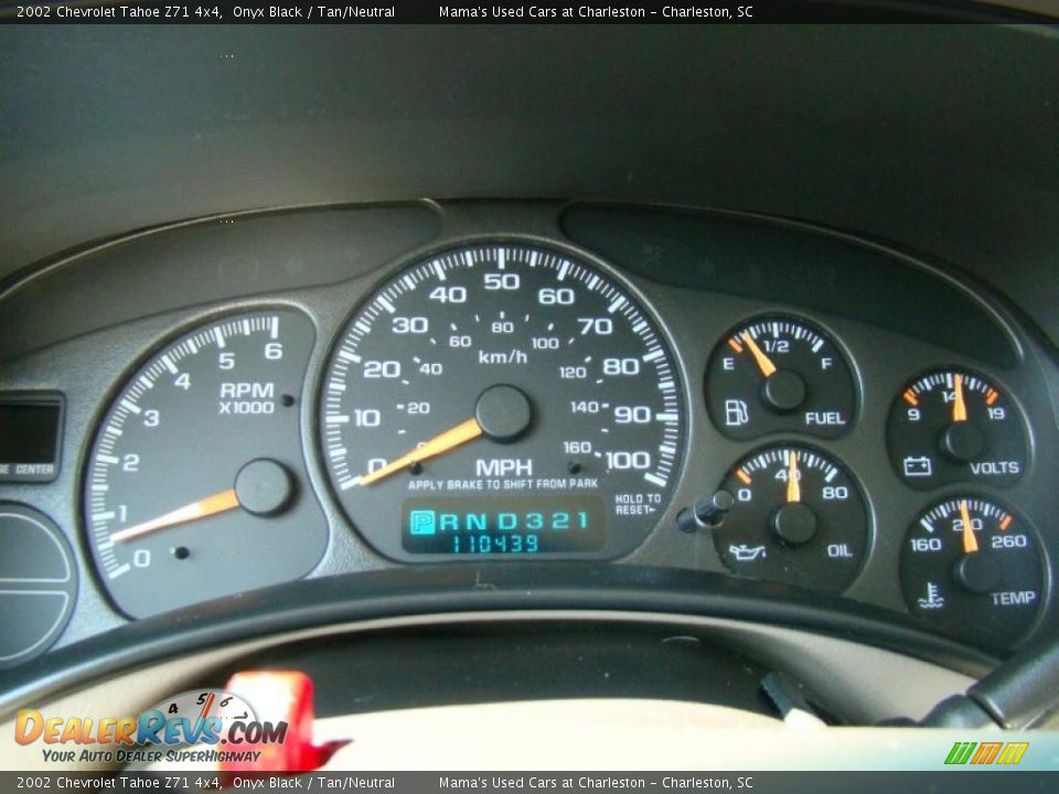 2002 Chevrolet Tahoe Z71 4x4 Onyx Black / Tan/Neutral Photo #26