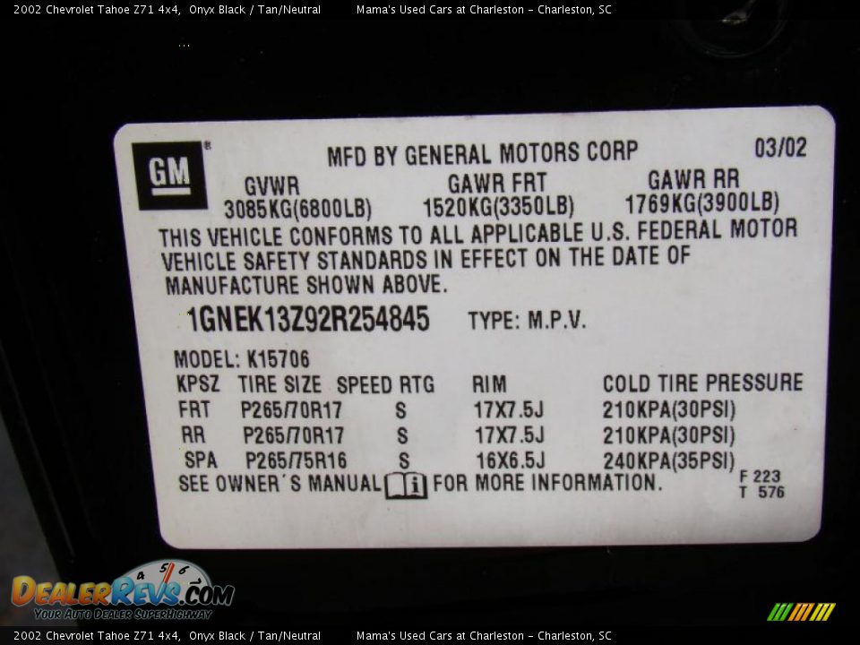 2002 Chevrolet Tahoe Z71 4x4 Onyx Black / Tan/Neutral Photo #28