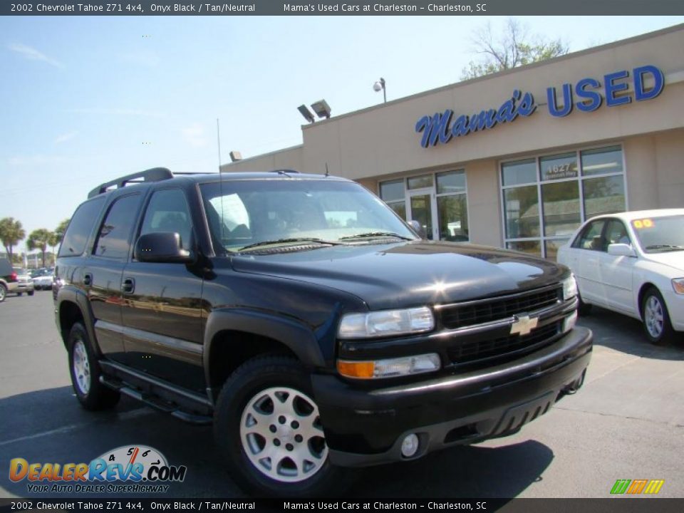 2002 Chevrolet Tahoe Z71 4x4 Onyx Black / Tan/Neutral Photo #31