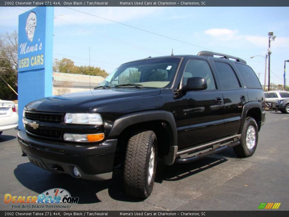 2002 Chevrolet Tahoe Z71 4x4 Onyx Black / Tan/Neutral Photo #32