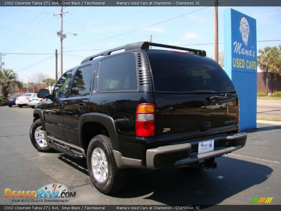 2002 Chevrolet Tahoe Z71 4x4 Onyx Black / Tan/Neutral Photo #33