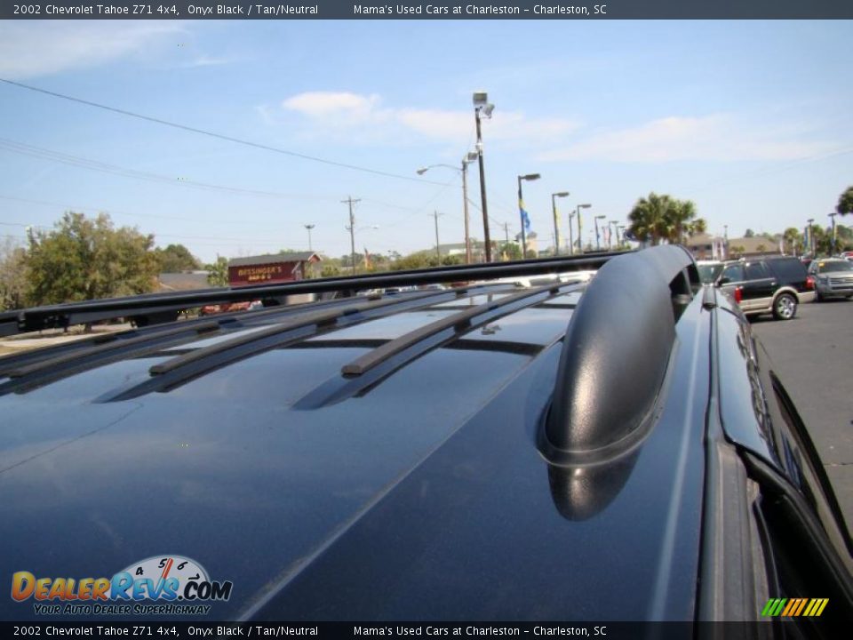 2002 Chevrolet Tahoe Z71 4x4 Onyx Black / Tan/Neutral Photo #34