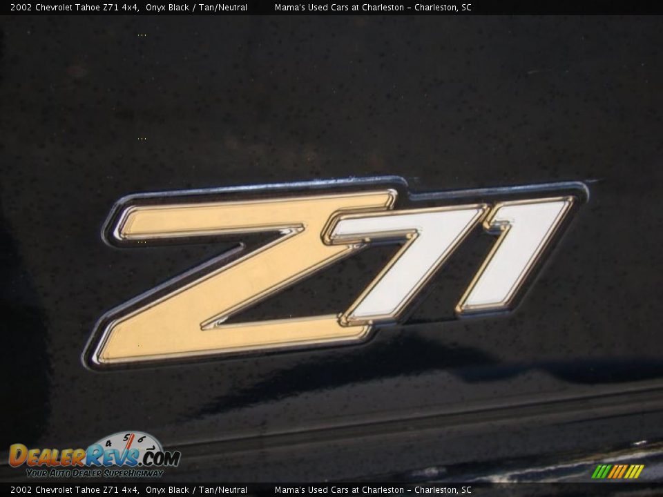 2002 Chevrolet Tahoe Z71 4x4 Onyx Black / Tan/Neutral Photo #35
