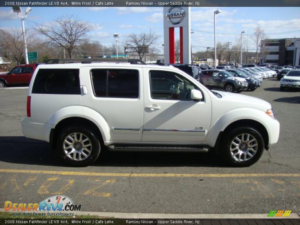 2008 Nissan Pathfinder LE V8 4x4 White Frost / Cafe Latte Photo #10