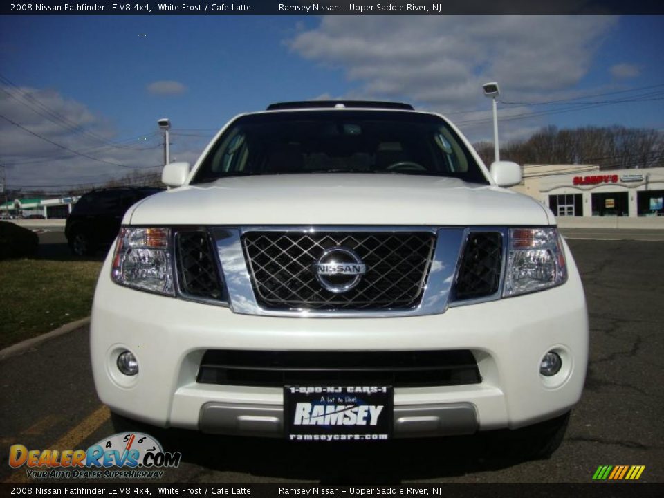 2008 Nissan Pathfinder LE V8 4x4 White Frost / Cafe Latte Photo #12