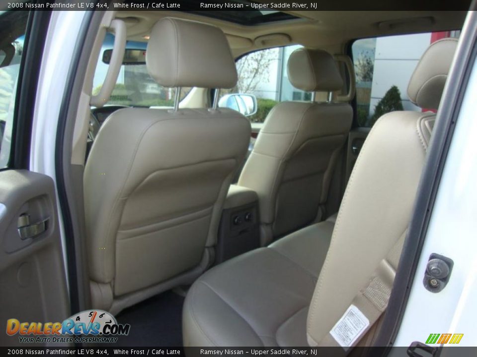 2008 Nissan Pathfinder LE V8 4x4 White Frost / Cafe Latte Photo #27