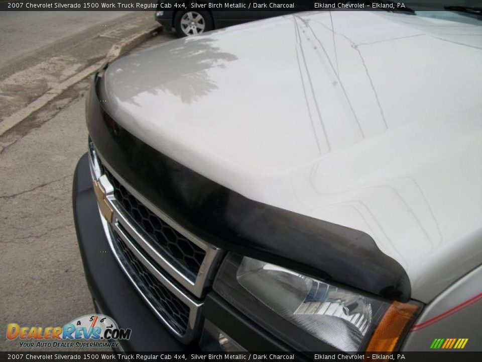 2007 Chevrolet Silverado 1500 Work Truck Regular Cab 4x4 Silver Birch Metallic / Dark Charcoal Photo #12