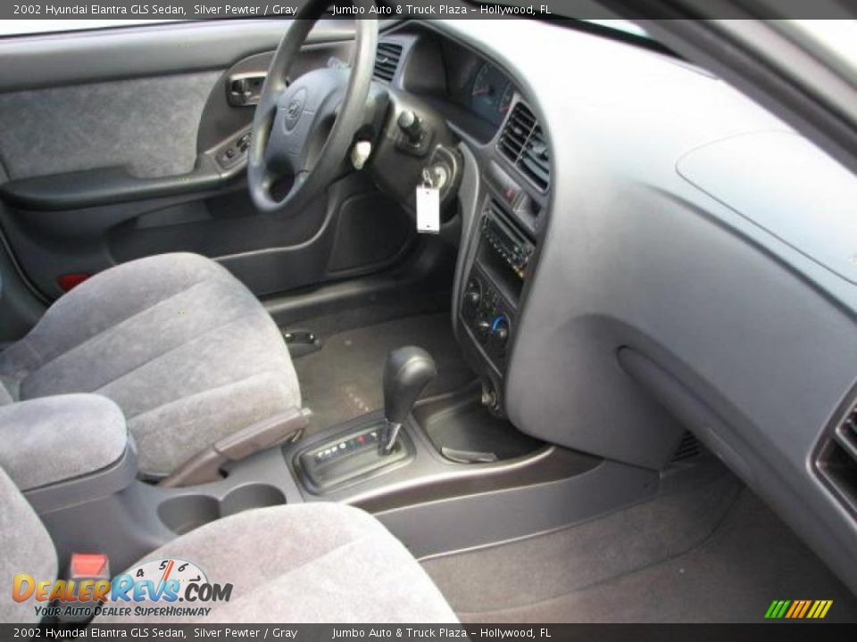 2002 Hyundai Elantra GLS Sedan Silver Pewter / Gray Photo #13