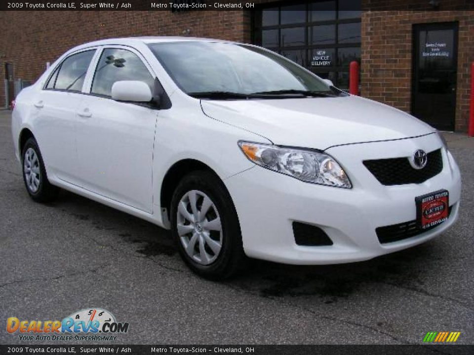 2009 Toyota Corolla LE Super White / Ash Photo #1