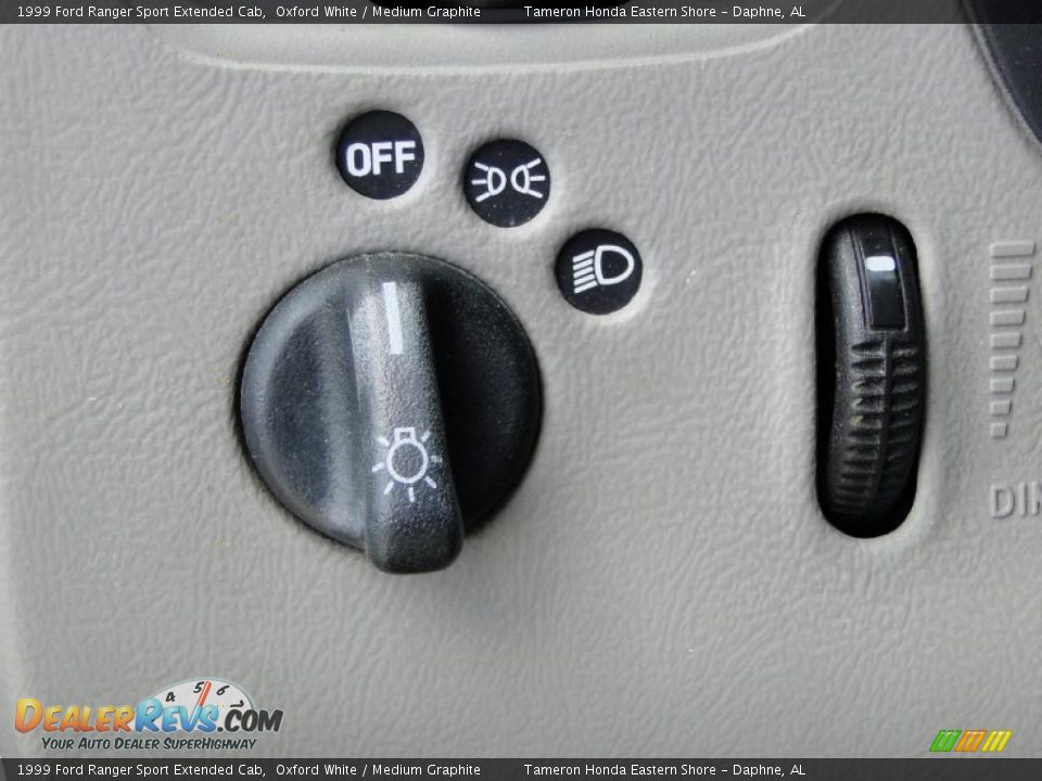 Controls of 1999 Ford Ranger Sport Extended Cab Photo #15