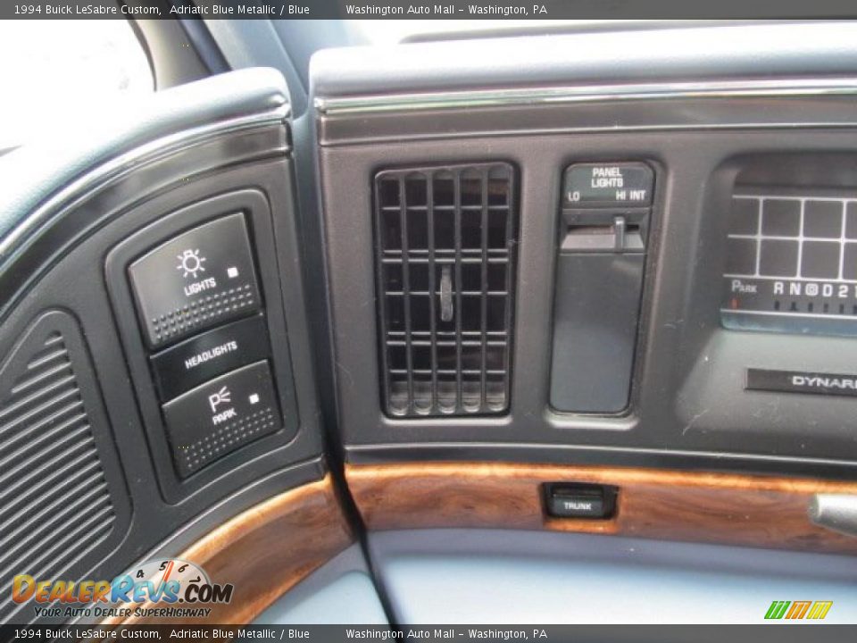 Controls of 1994 Buick LeSabre Custom Photo #18