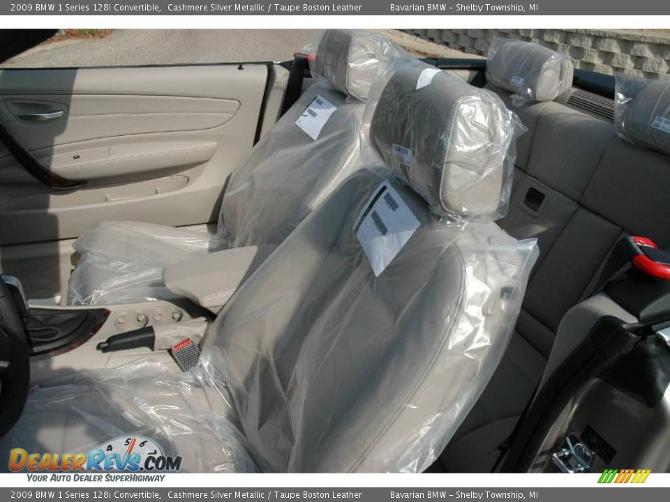 2009 BMW 1 Series 128i Convertible Cashmere Silver Metallic / Taupe Boston Leather Photo #10