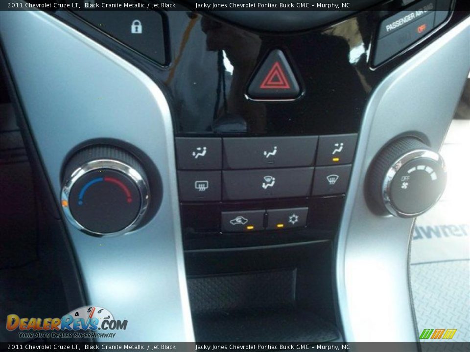 2011 Chevrolet Cruze LT Black Granite Metallic / Jet Black Photo #25