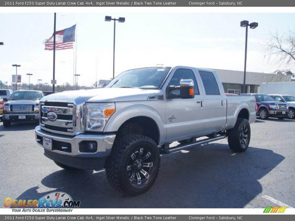 2011 Ford F250 Super Duty Lariat Crew Cab 4x4 Ingot Silver Metallic / Black Two Tone Leather Photo #6