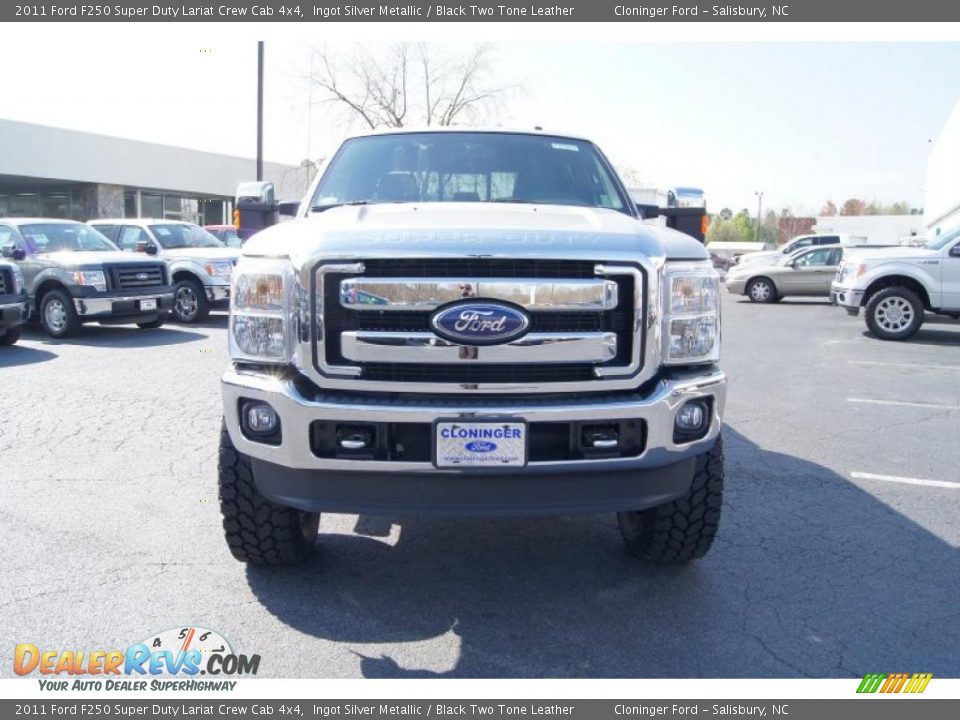 2011 Ford F250 Super Duty Lariat Crew Cab 4x4 Ingot Silver Metallic / Black Two Tone Leather Photo #7