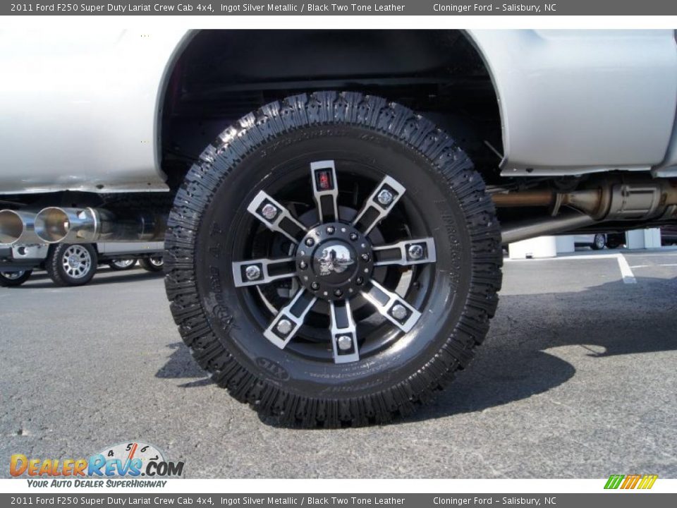 Custom Wheels of 2011 Ford F250 Super Duty Lariat Crew Cab 4x4 Photo #20