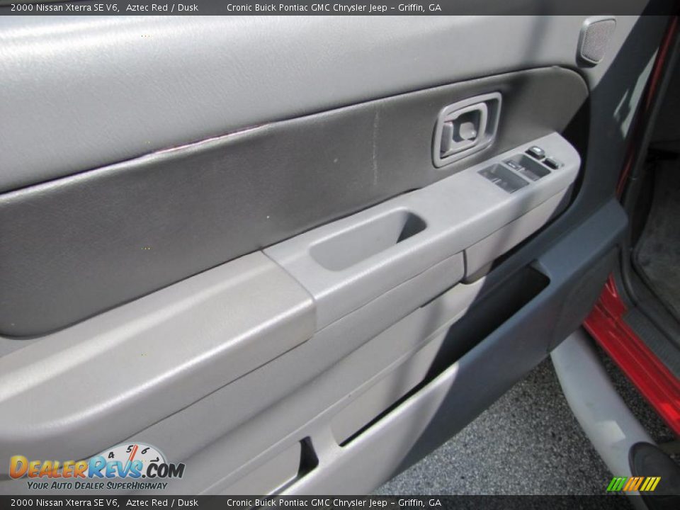 2000 Nissan Xterra SE V6 Aztec Red / Dusk Photo #11