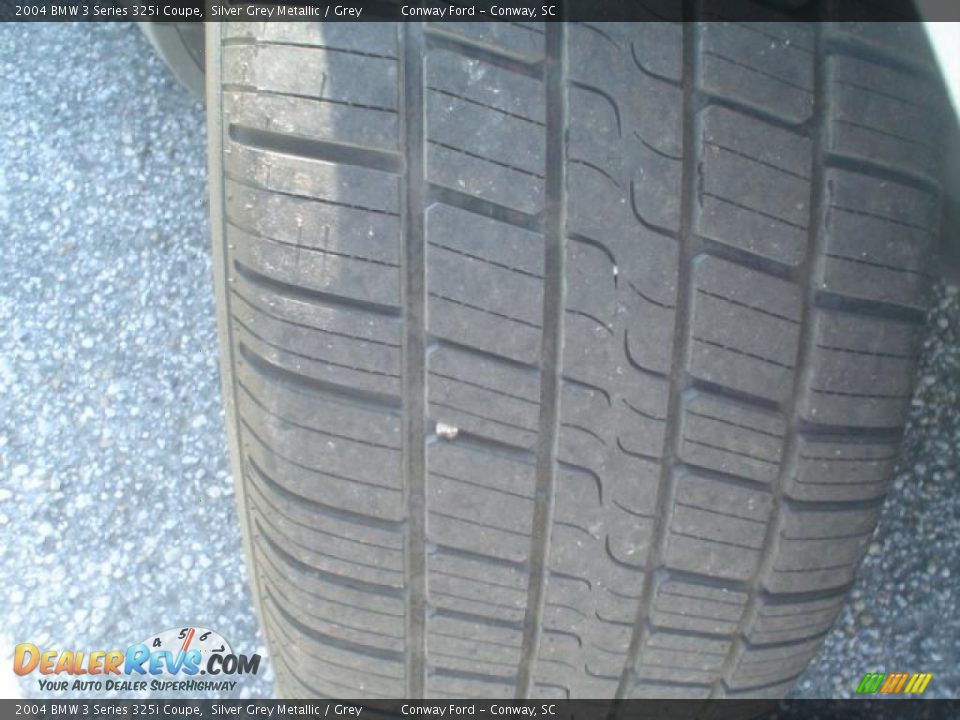 2004 BMW 3 Series 325i Coupe Silver Grey Metallic / Grey Photo #10