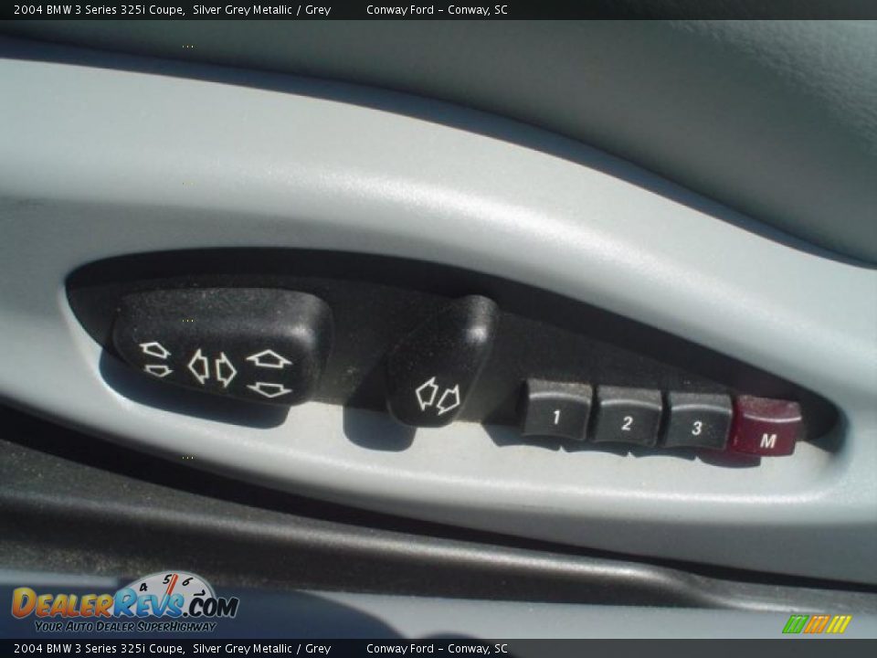 2004 BMW 3 Series 325i Coupe Silver Grey Metallic / Grey Photo #16