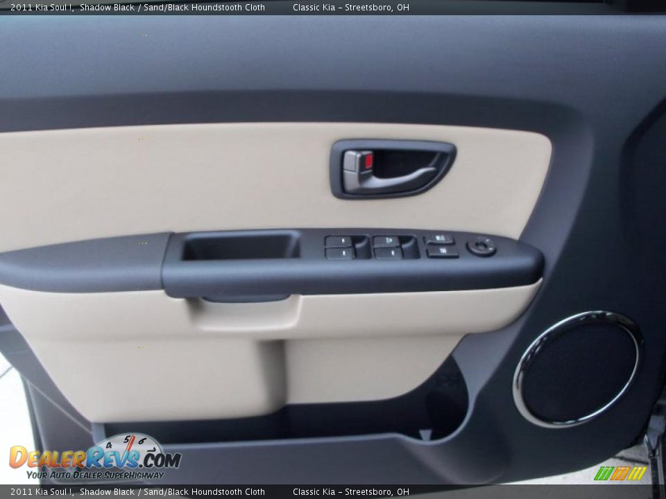 2011 Kia Soul ! Shadow Black / Sand/Black Houndstooth Cloth Photo #8