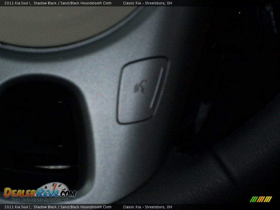 2011 Kia Soul ! Shadow Black / Sand/Black Houndstooth Cloth Photo #21