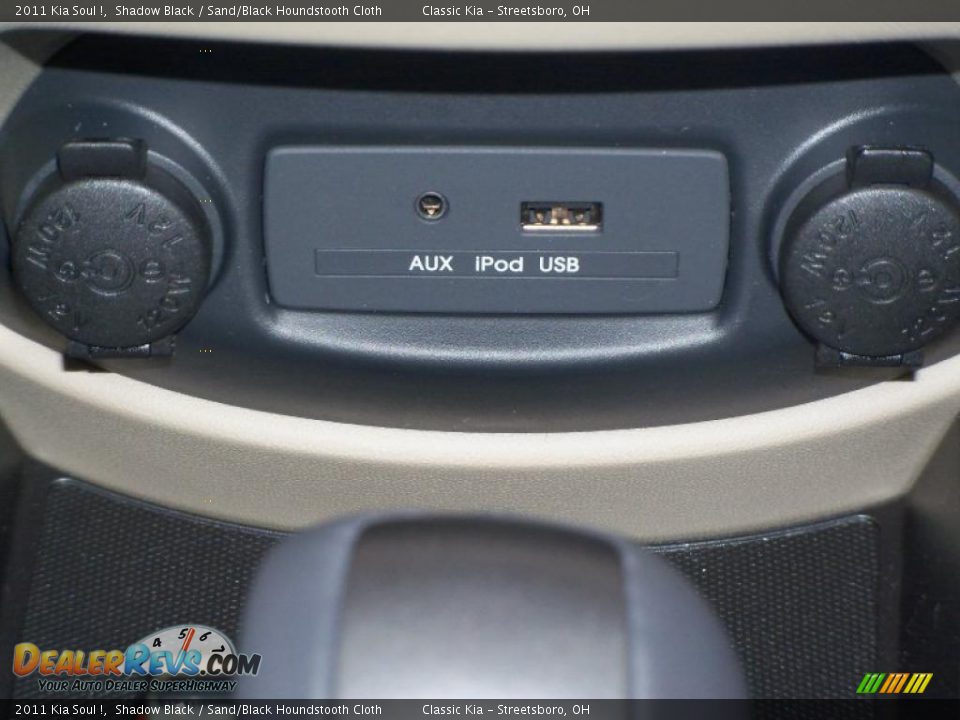 2011 Kia Soul ! Shadow Black / Sand/Black Houndstooth Cloth Photo #24