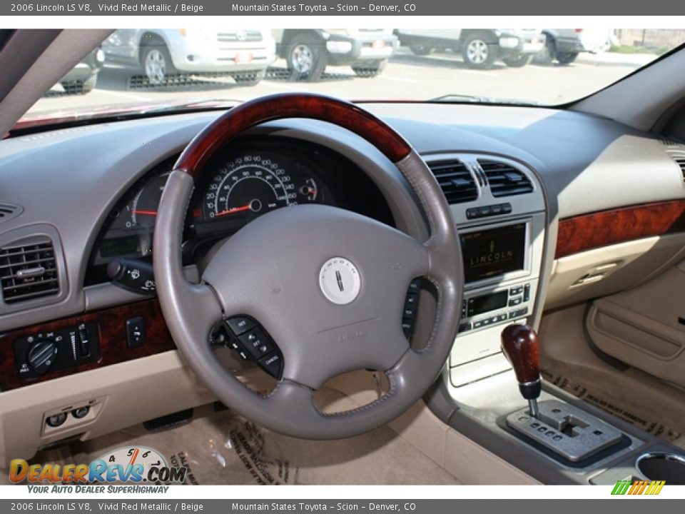 2006 Lincoln LS V8 Steering Wheel Photo #8